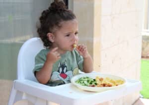 baby eating